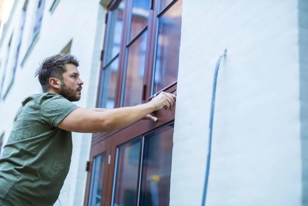 Hvilken fuge skal du vælge? Guide til valg af fugemasse til vinduer