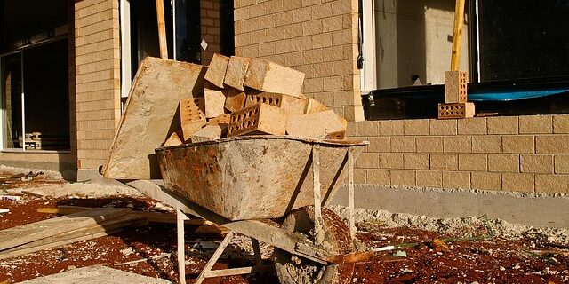 Planterullevogn vs. traditionel trillebør: Hvad er bedst?