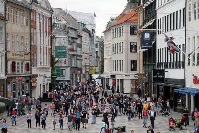 Forbrugerpsykologi: Derfor går vi amok på black friday